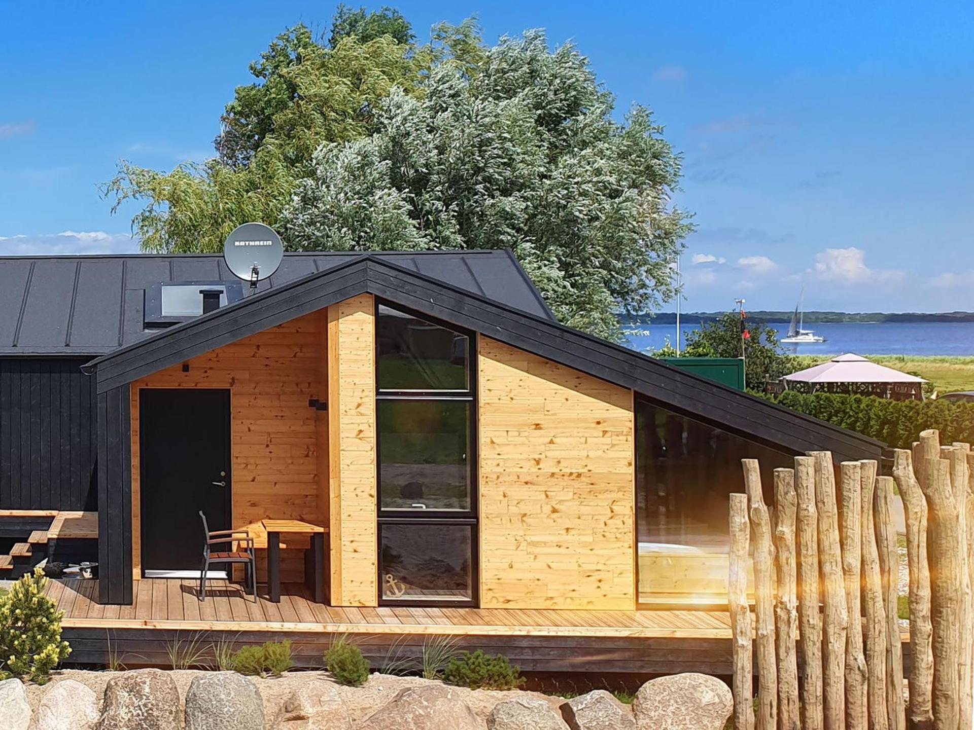 Werder Chalet -- Wolke 7 -- Ostsee-Strand 150M I Sauna I Ekamin I Tiny House Fuer 2 Personen I By "Meyers Am Meer" Boiensdorf Exteriör bild